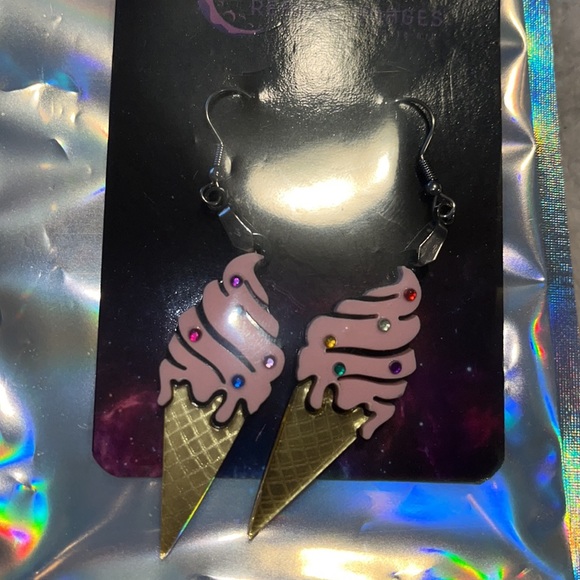 Laser Cut Ice Cream Earrings - Picture 2 of 5
